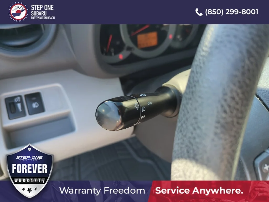 Used 2012 Silver Toyota Base image 21