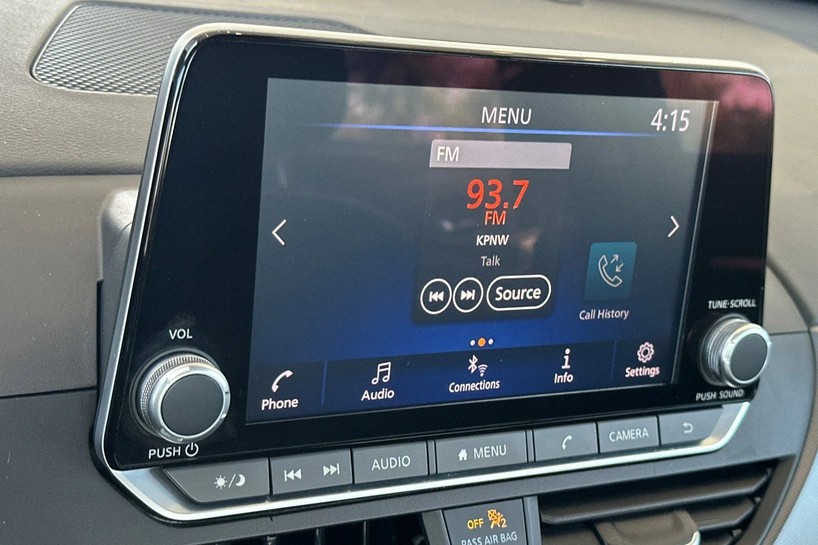 Used 2023 Blue Nissan 2.5 SR image 18