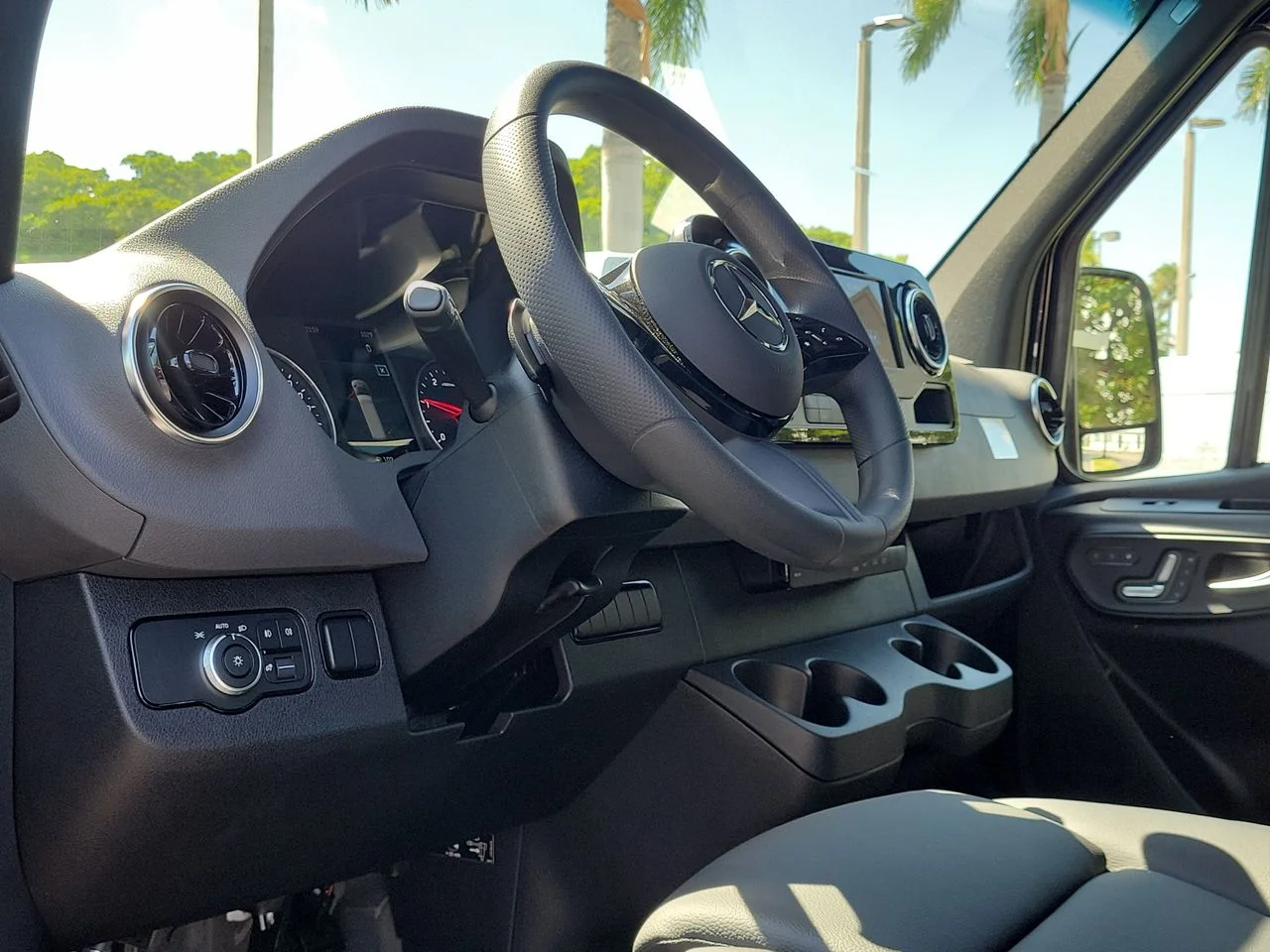 New 2026 Obsidian Black Metallic Mercedes-Benz Cargo 170 WB image 17