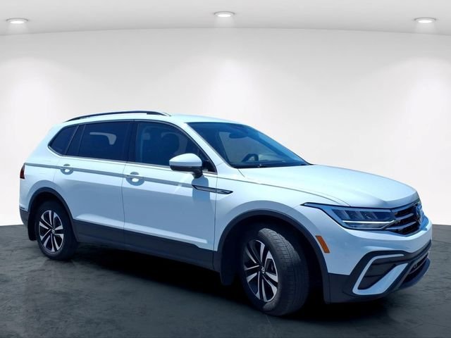 Used 2024 White Volkswagen 2.0T S image 4