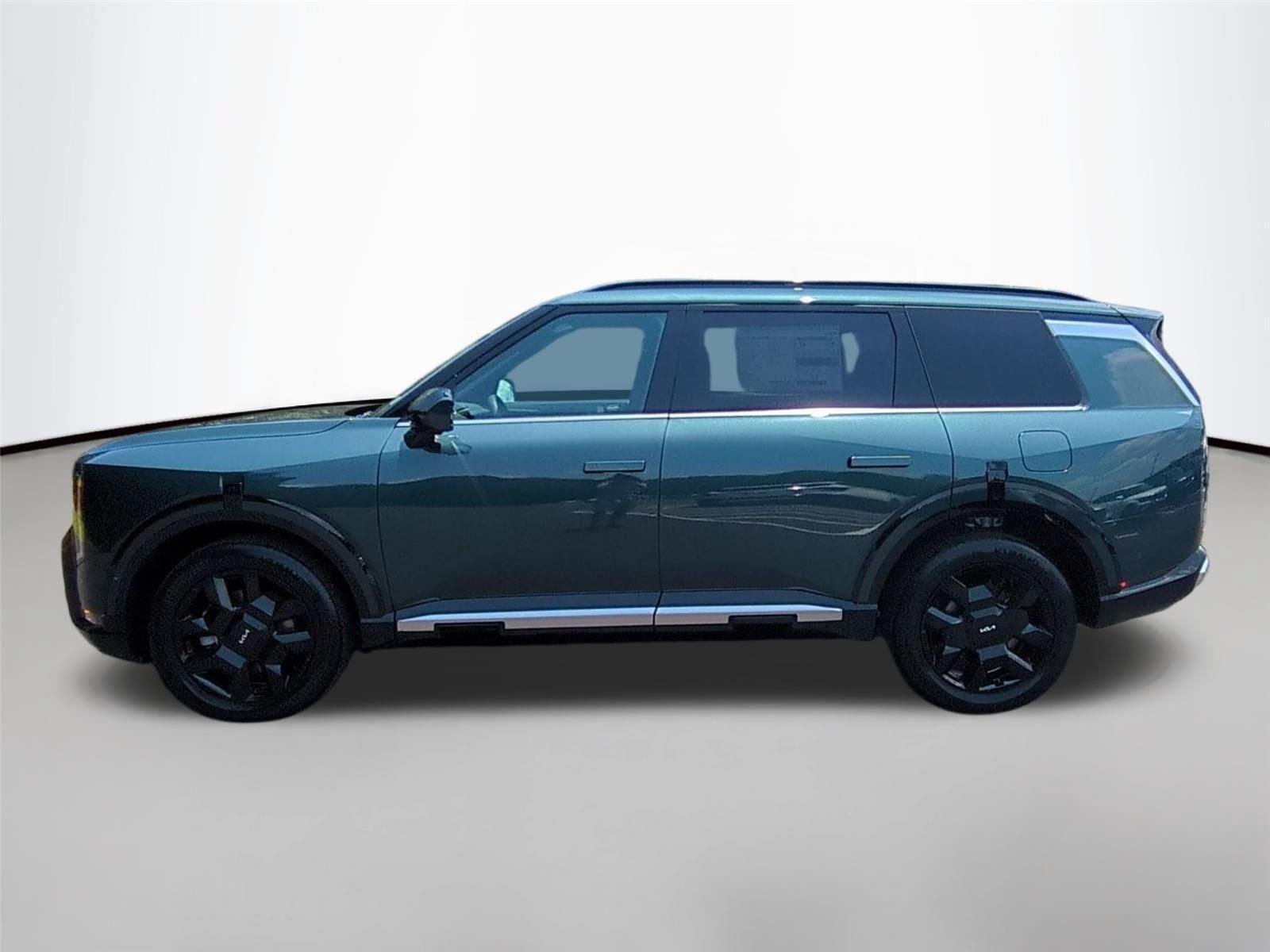 New 2027 Black Jade Green Kia SX image 2