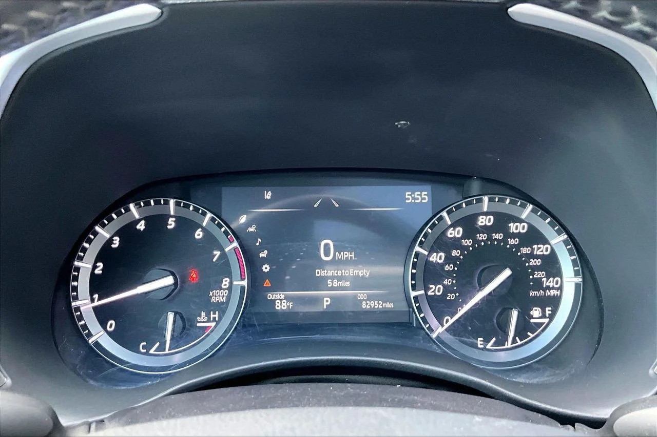 Certified Used 2021 Silver Toyota XLE image 9