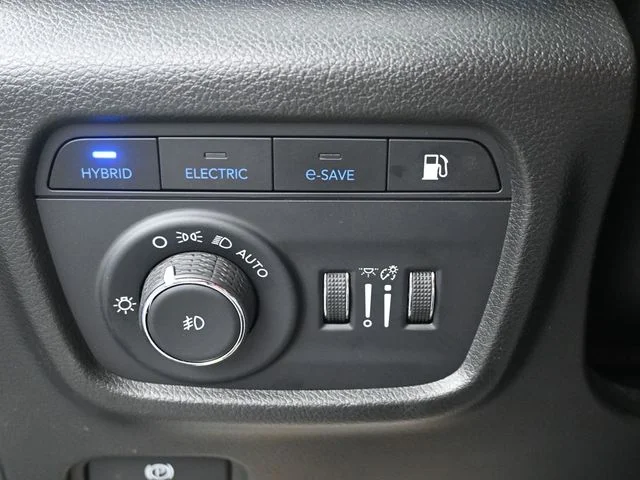 Certified Used 2022 Metallic Jeep Overland 4xe image 8