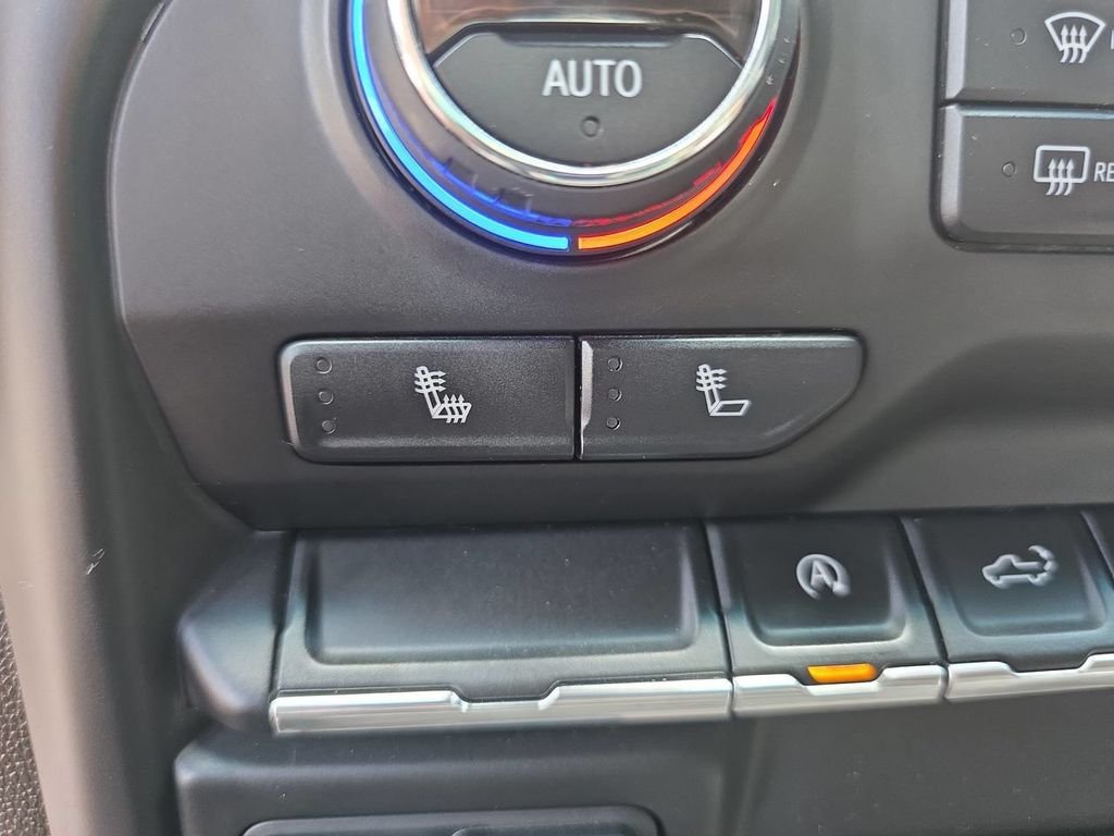 Used 2021 Gray Chevrolet RST image 23