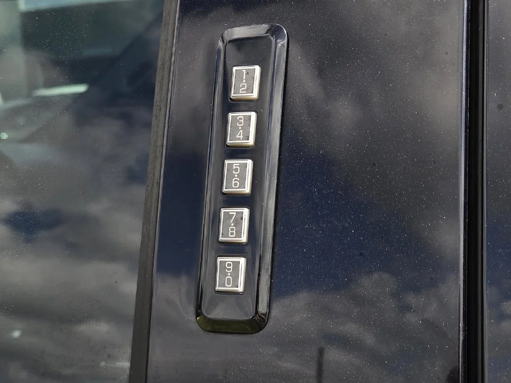 Used 2016 Shadow Black Ford XLT image 47