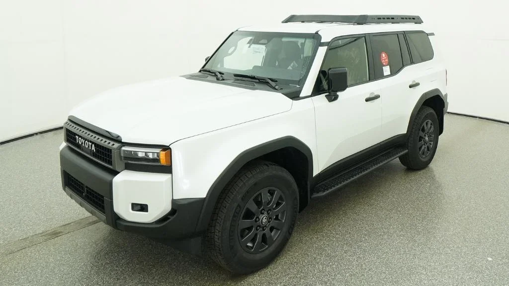 New 2027 Wind Chill Pearl Toyota Land Cruiser image 31