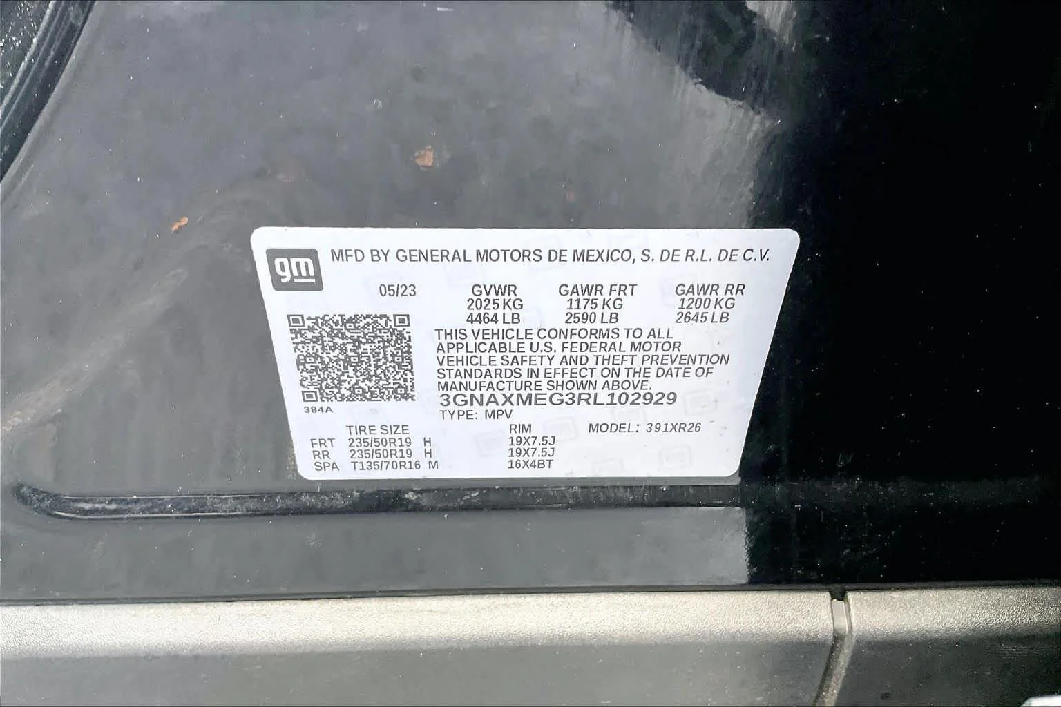 Used 2024 Mosaic Black Metallic Chevrolet RS image 58