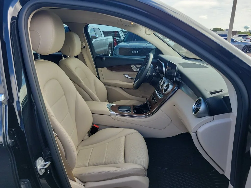 2020 Mercedes-Benz GLC GLC300 - Photo 29