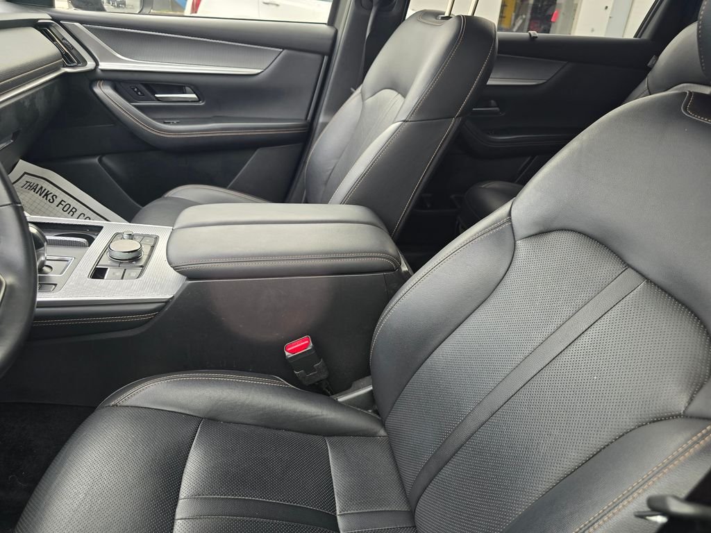 Used 2025 Black Mazda 3.3 Turbo Preferred image 22