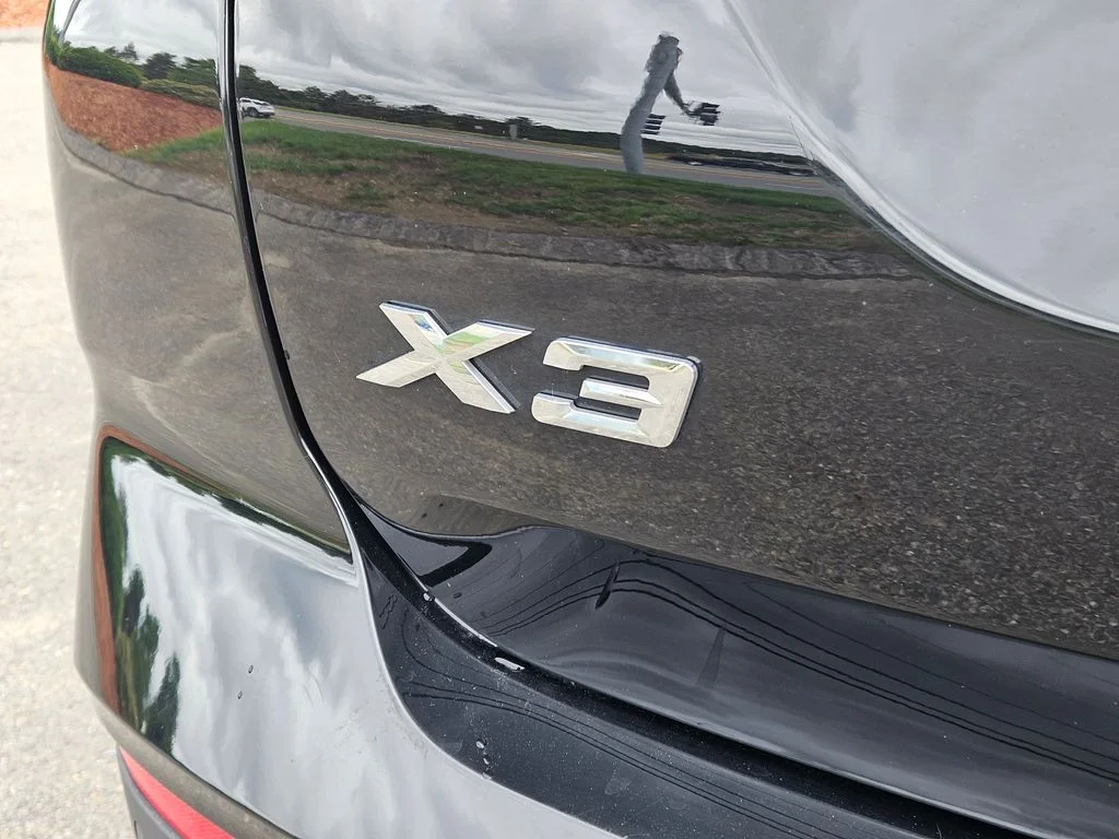 Certified Used 2023 Jet Black BMW xDrive30i image 10