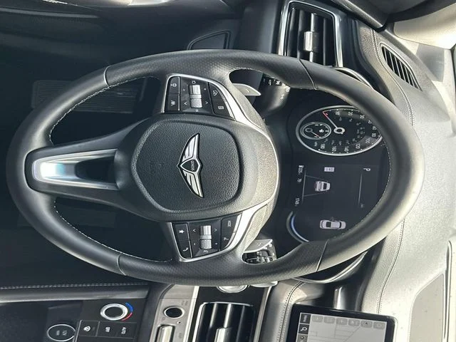 Used 2026 White Genesis 2.5T image 20