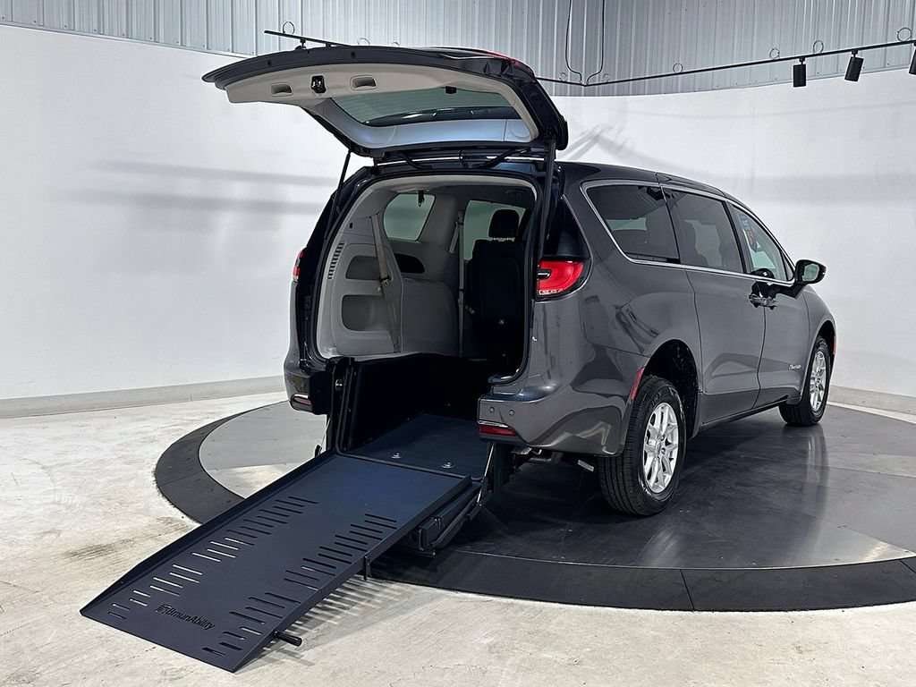 Used 2023 Gray Chrysler Touring L image 44