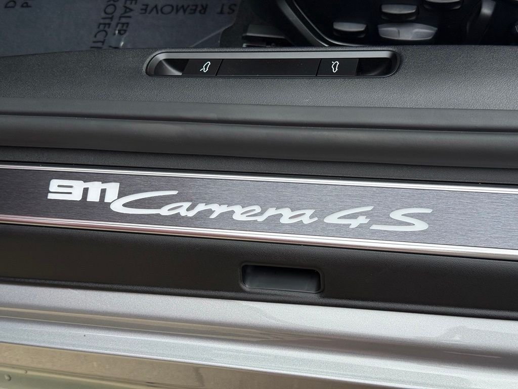 New 2026 GT Silver Metallic Porsche  image 15