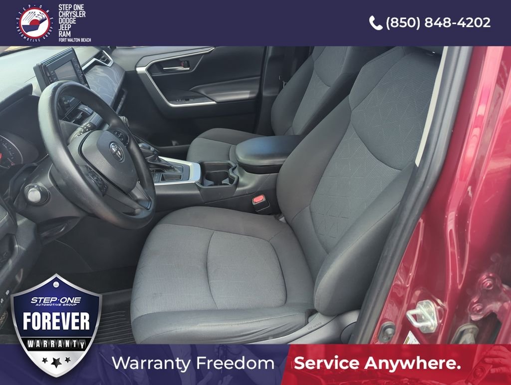 Used 2019 Red Toyota XLE image 11