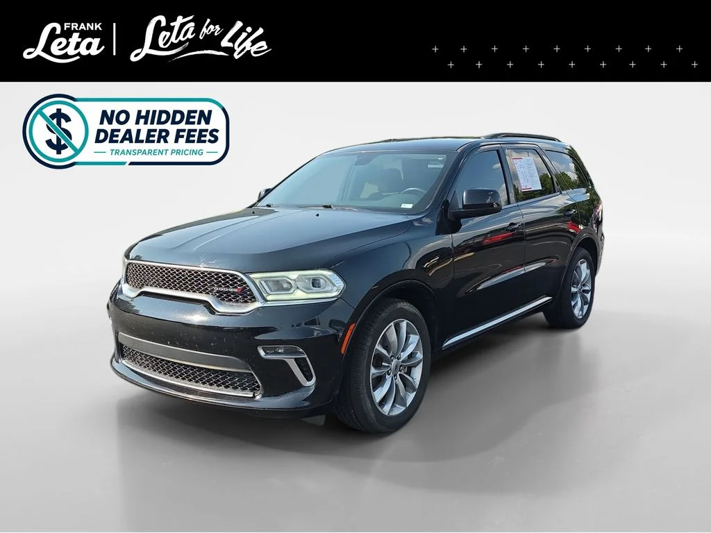 Used 2022 DB Black Crystal Clearcoat Dodge SXT image 1