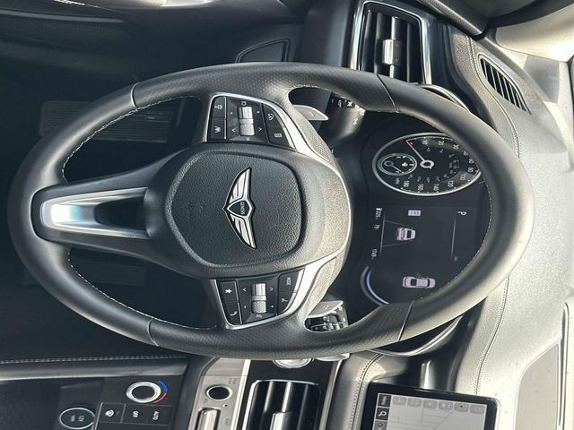 Used 2026 White Genesis 2.5T image 20