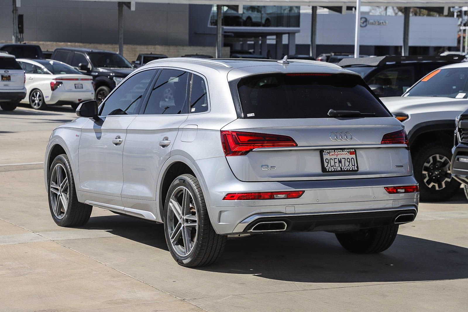 Used 2022 Silver Audi  image 8