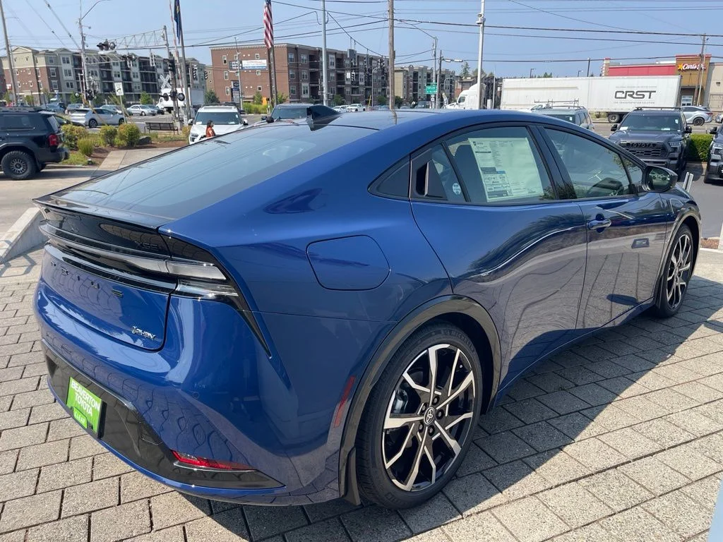 New 2026 Reservoir Blue Toyota XSE image 5