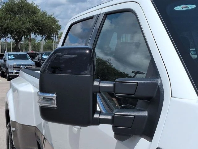 New 2026 Star White Metallic Tri-Coat Ford F-350® King Ranch® image 12