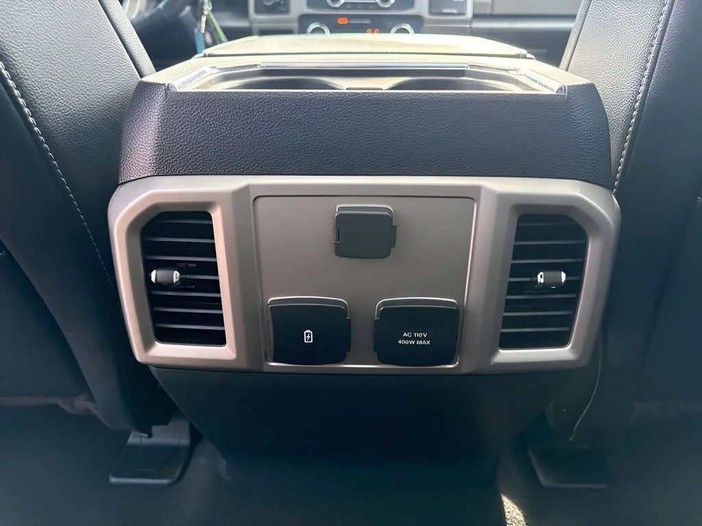 Used 2022  Ford XL image 14