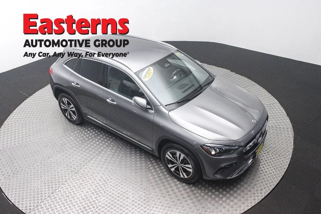 Used 2025 Gray Mercedes-Benz GLA 250 image 3
