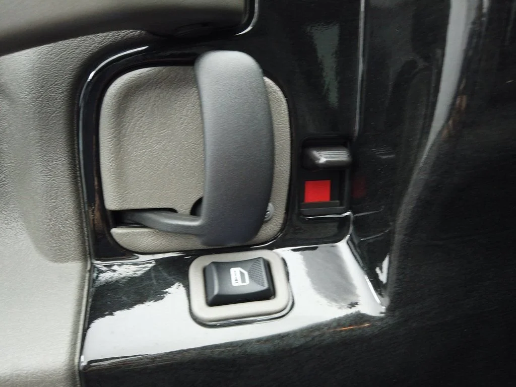 Used 2020 Summit White GMC Work Van image 18