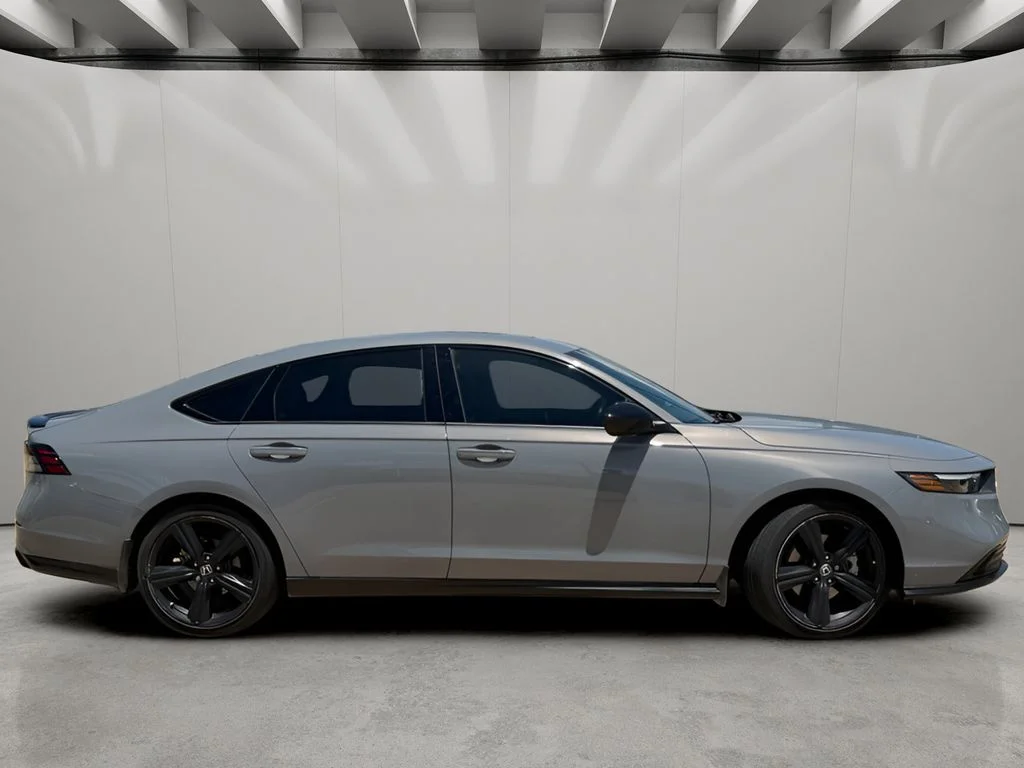 Used 2024 Urban Gray Pearl Honda Sport-L image 7