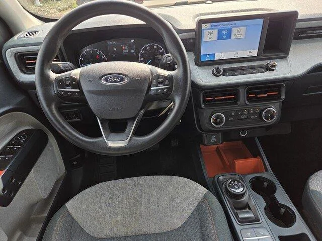 Used 2024 Oxford White Ford XLT image 23
