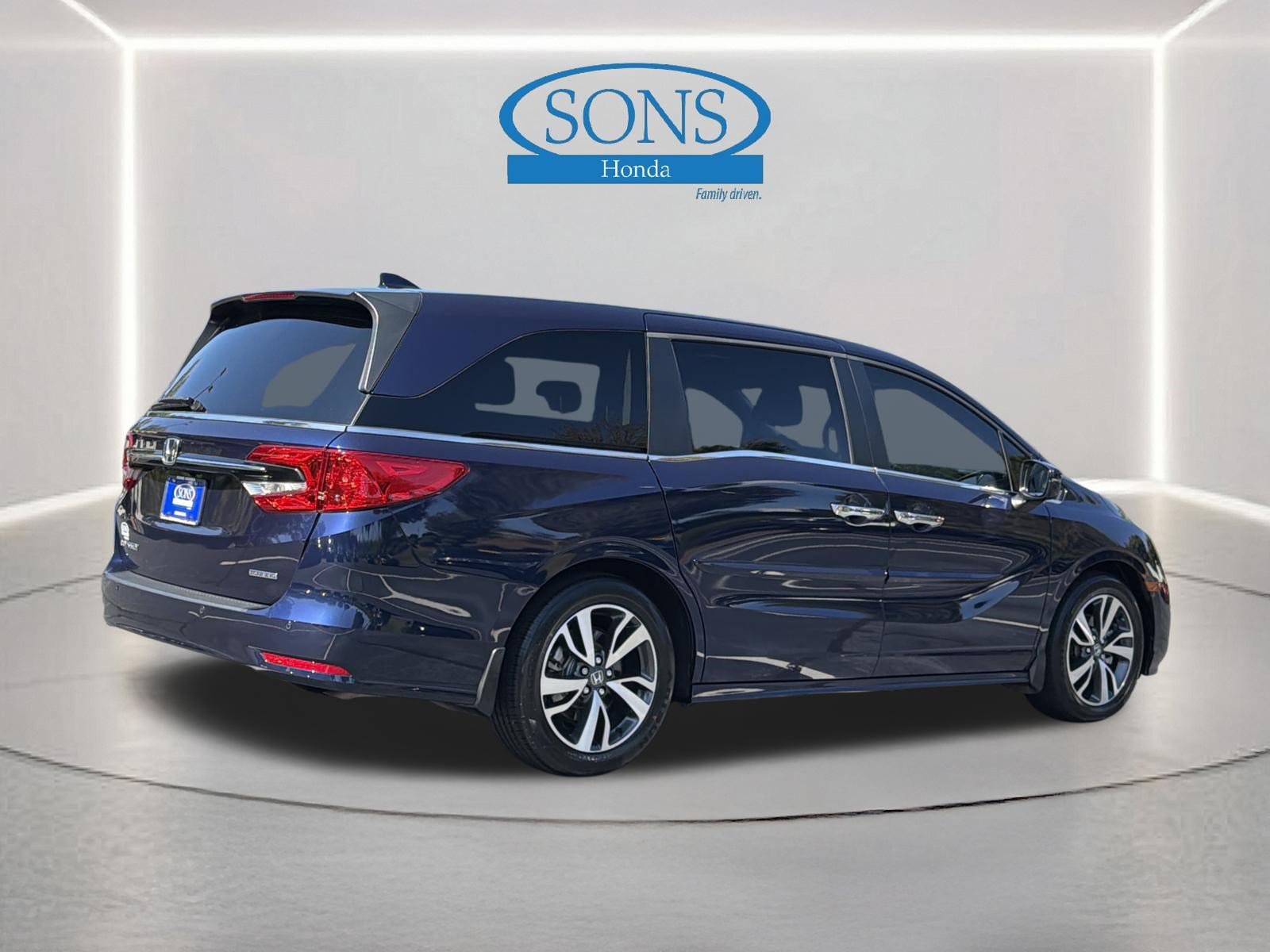 2024 Honda Odyssey Touring - Photo 31