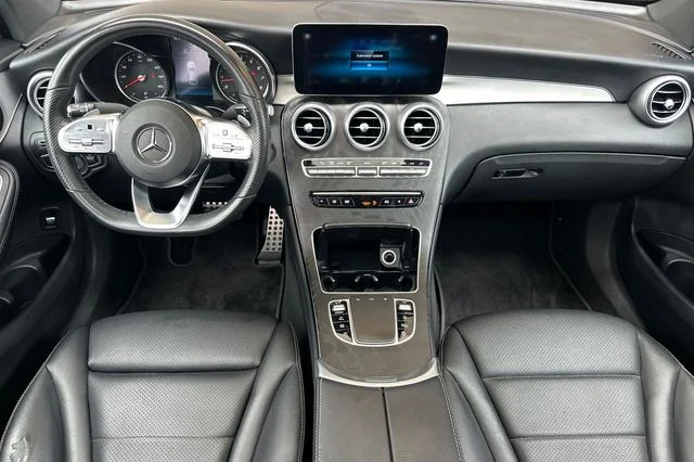 Used 2021  Mercedes-Benz GLC 300 Coupe image 12