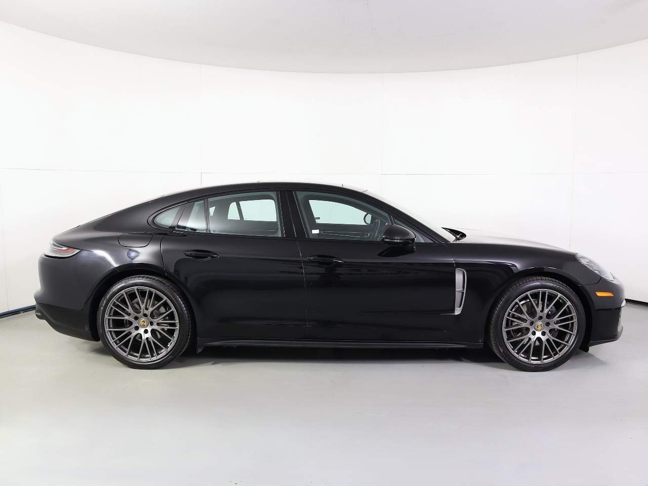 Used 2023 Black Porsche Platinum Edition image 8