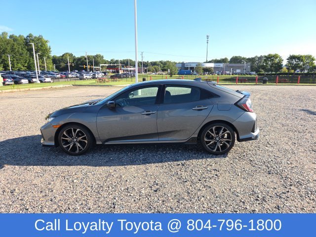 Used 2017  Honda Sport image 2