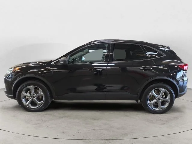 Certified Used 2025 Black Metallic Ford ST-Line image 8