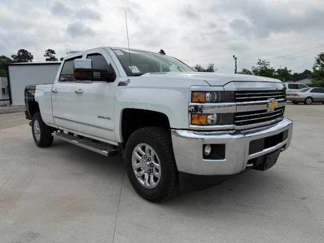 Used 2016 Summit White Chevrolet LTZ image 7