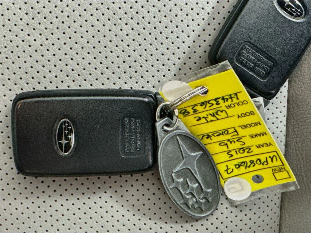 Used 2015 White Subaru 2.5i Touring image 37
