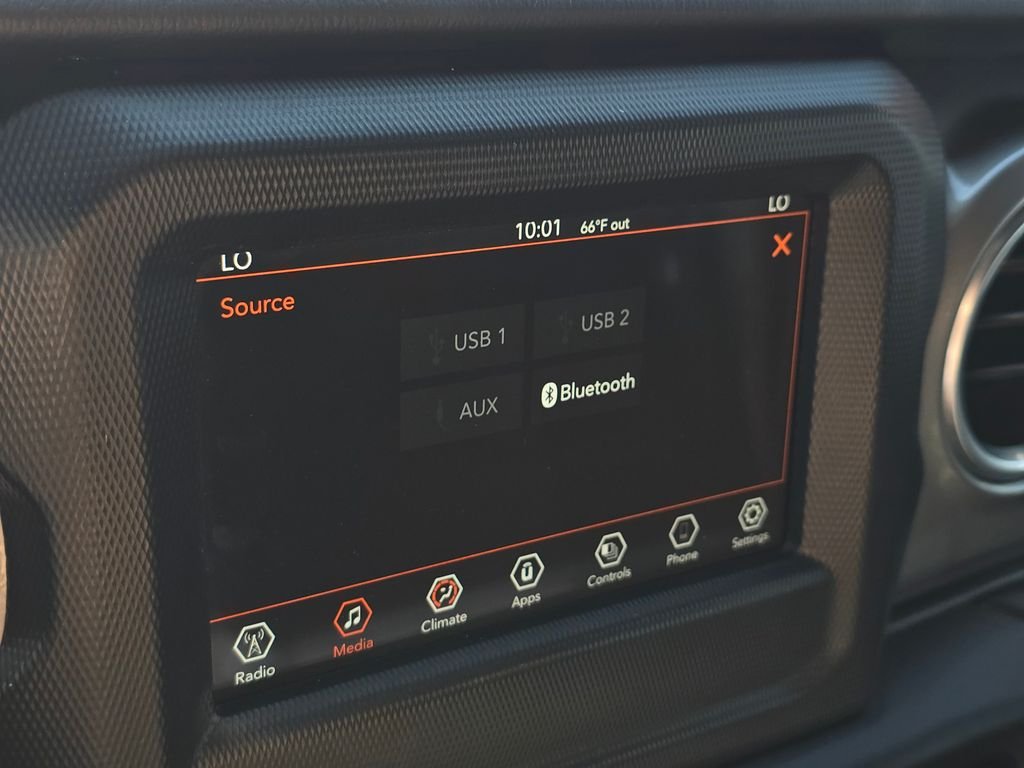 Used 2021 Red Jeep Unlimited Sahara image 29