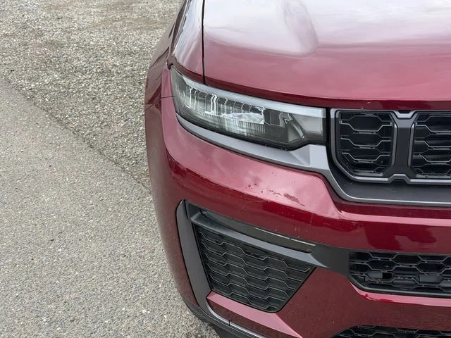 New 2026 Velvet Red Pearl-Coat Exterior Paint Jeep Limited image 5