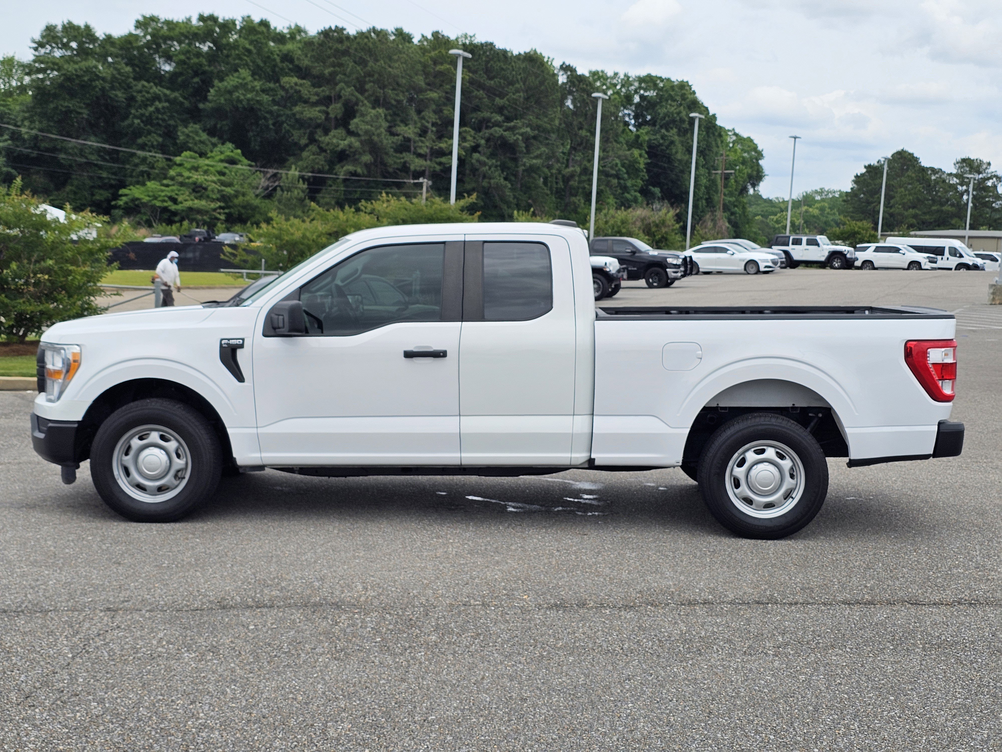 2021 Ford F-150 XL - Photo 14