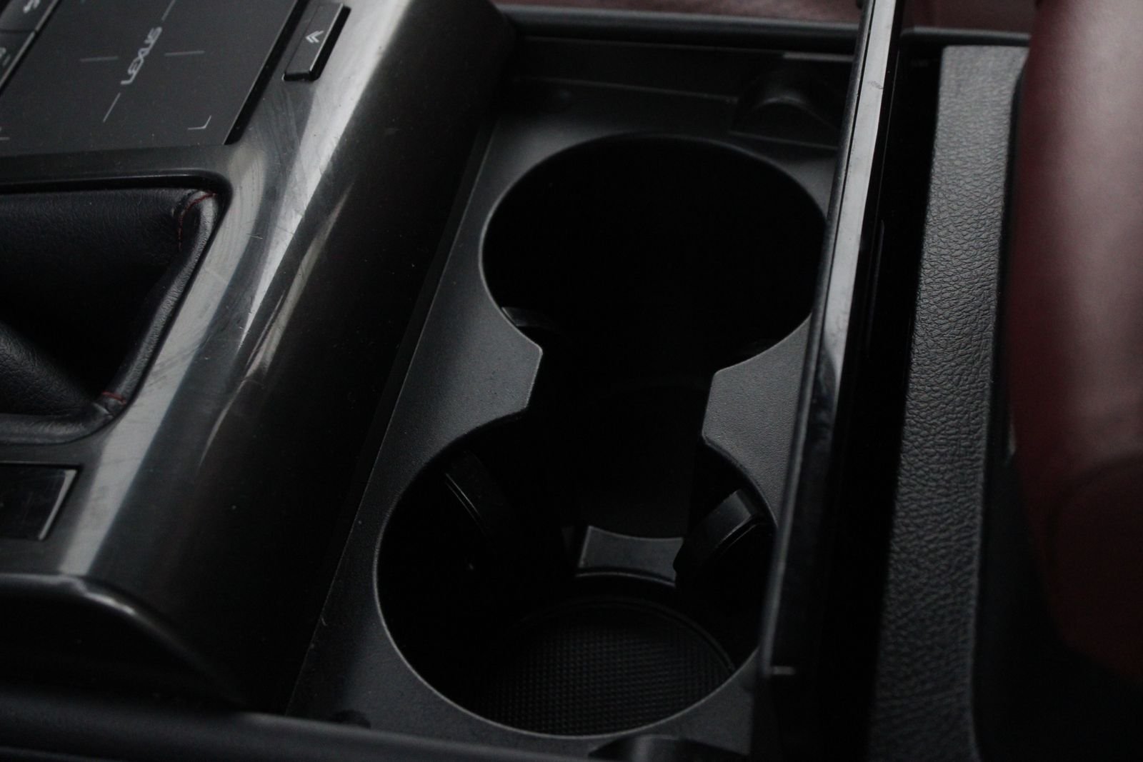 Used 2022  Lexus 460 Luxury image 35
