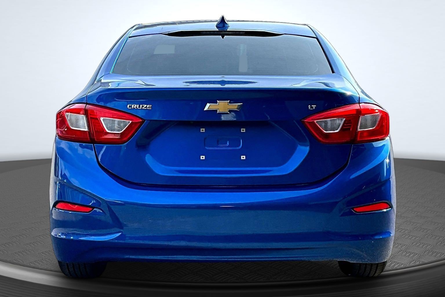 Used 2016 Blue Chevrolet LT image 3