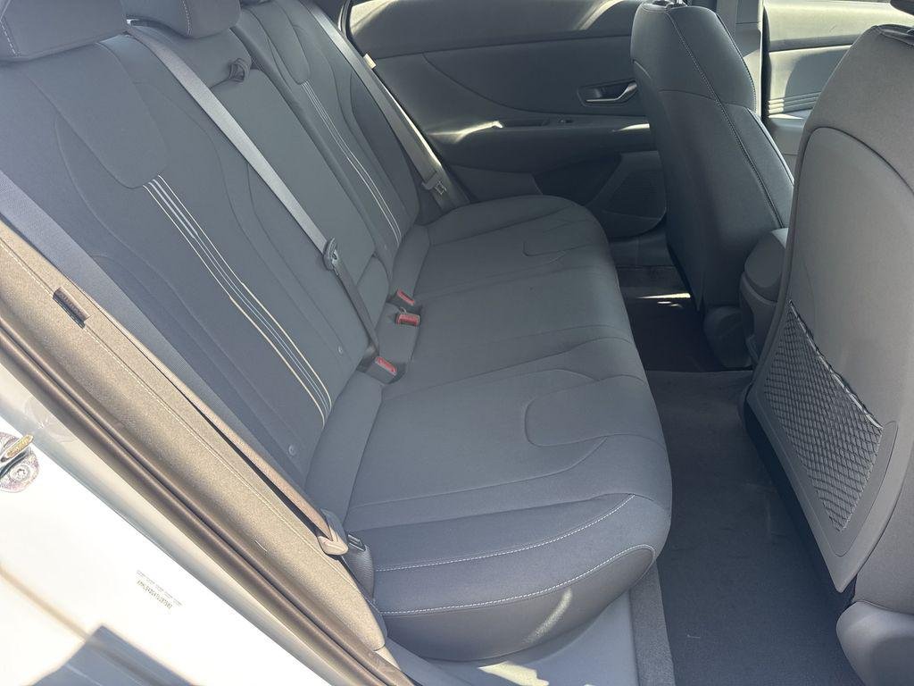 New 2026 White Hyundai SEL Sport Premium image 14