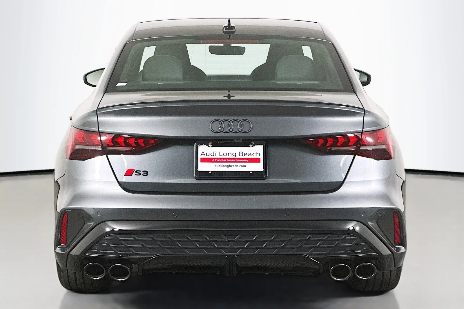 New 2026 Daytona Gray Pearl Effect Audi  image 3