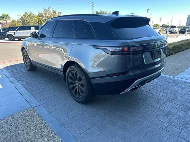 Used 2018 Silver Land Rover SE R-Dynamic image 7