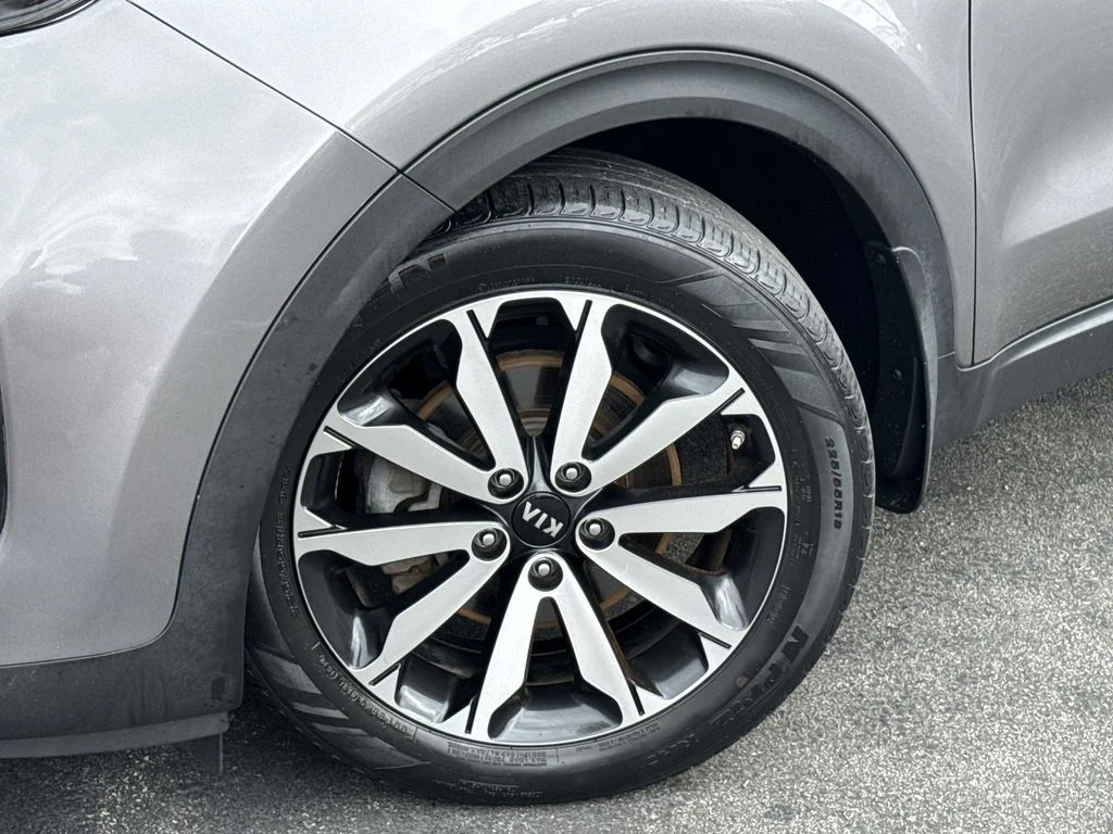 Used 2019 Silver Kia EX image 10
