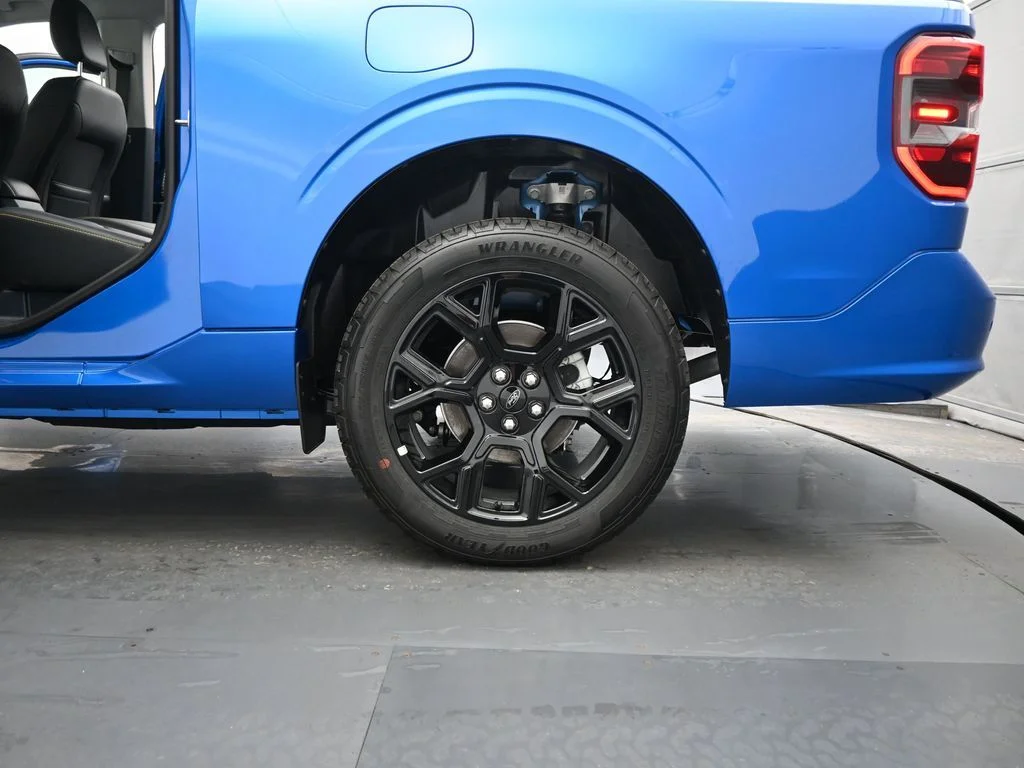 New 2025 Velocity Blue Ford Lobo Standard image 22
