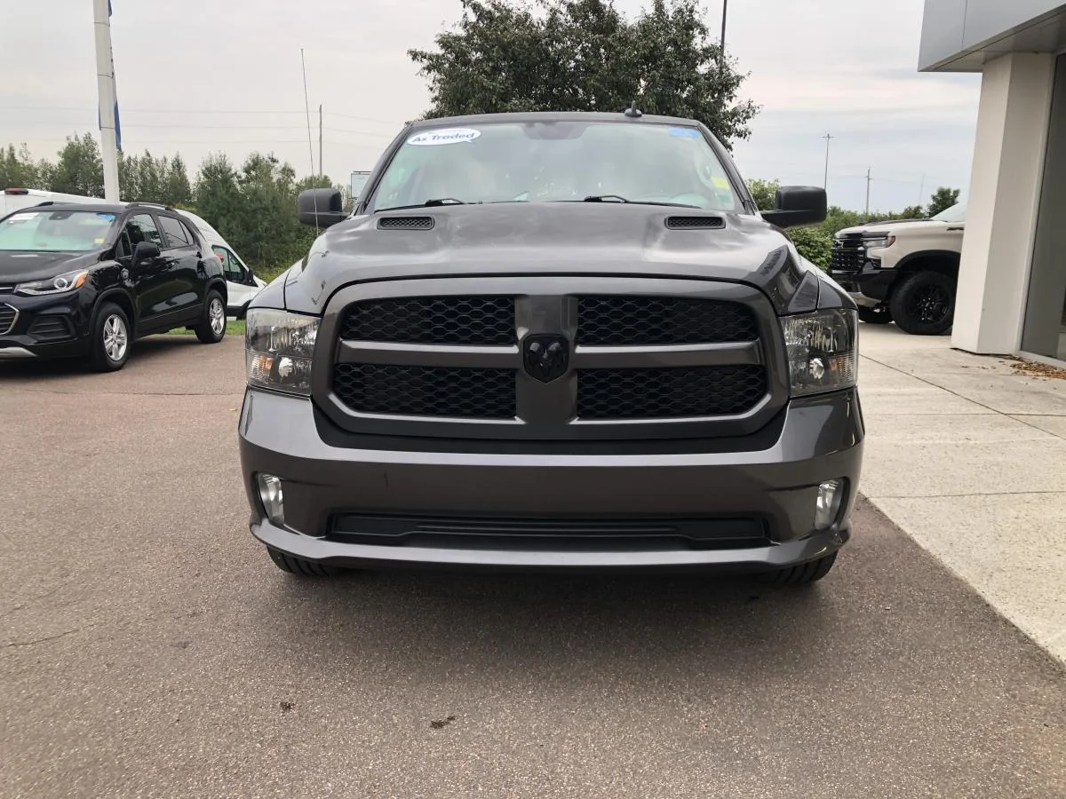 Used 2020 Grey RAM Express 4x4 Crew Cab image 4