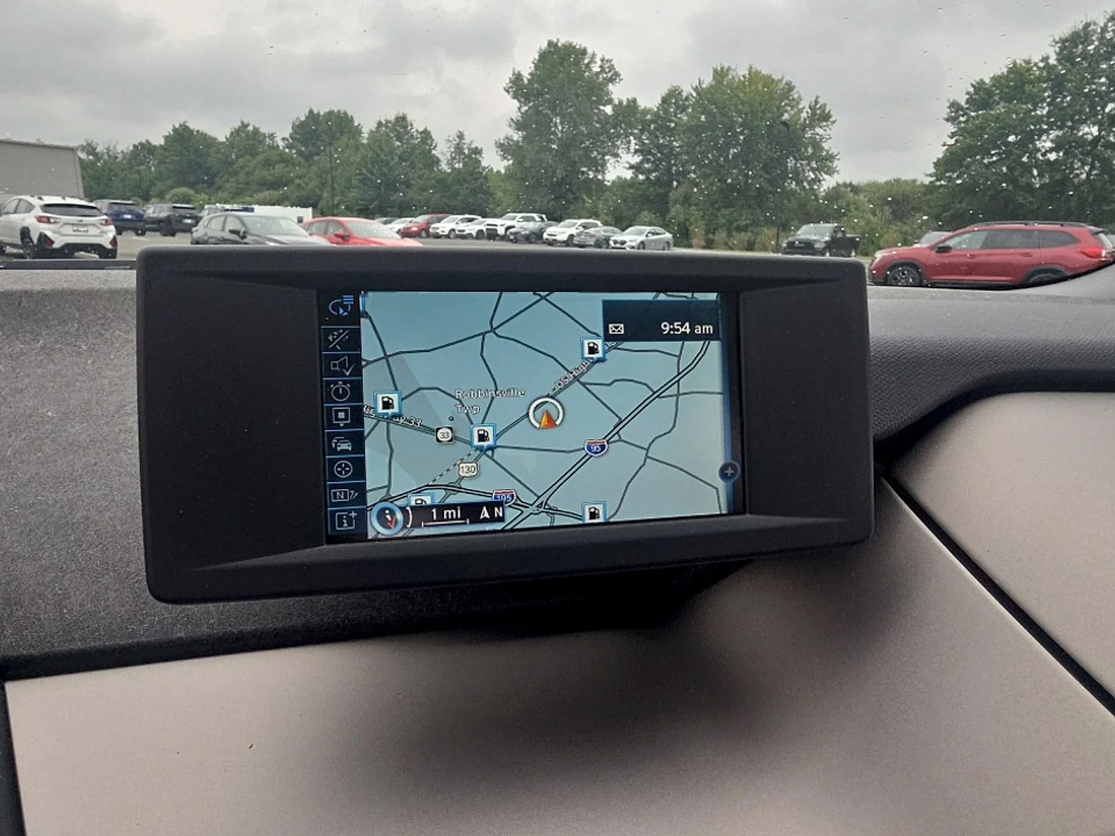 Used 2017 Protonic Blue Metallic w/Frozen Gray Accent BMW 94 Ah w/Range Extender image 10