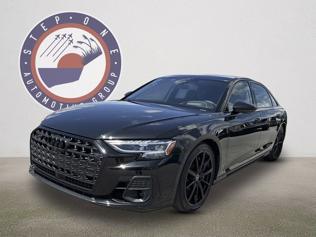 2024 Audi S8 4.0T quattro Tiptronic's photo