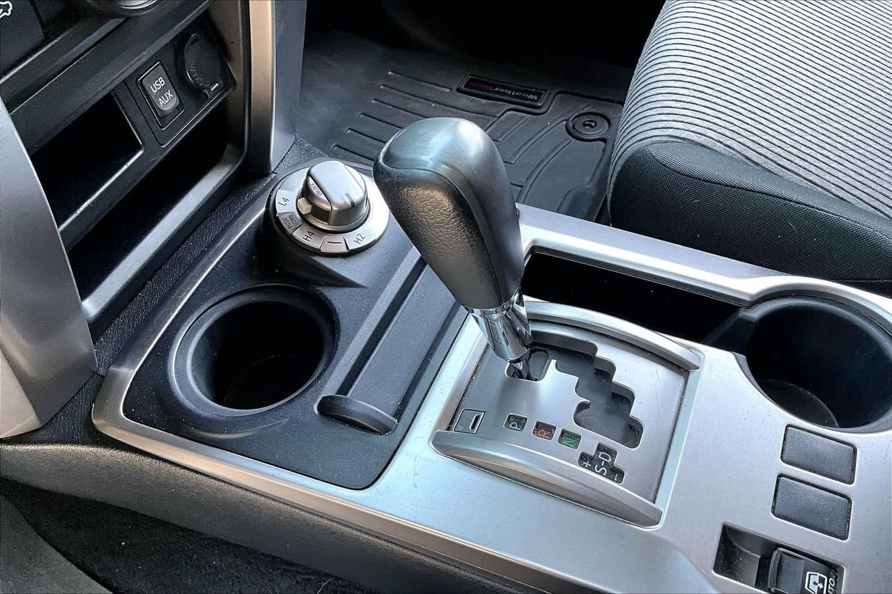Used 2018 Gray Toyota SR5 image 15