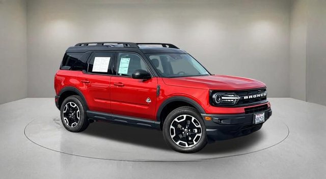 Pre-Owned 2024 Ford Bronco Sport Outer Banks 4WD 4D Sport Utility